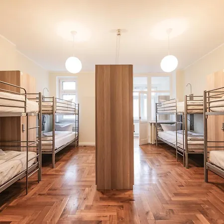 Clubhostel